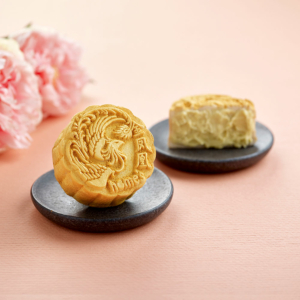 Snow-skin Top Grade Golden Phoenix Durian Mooncake
